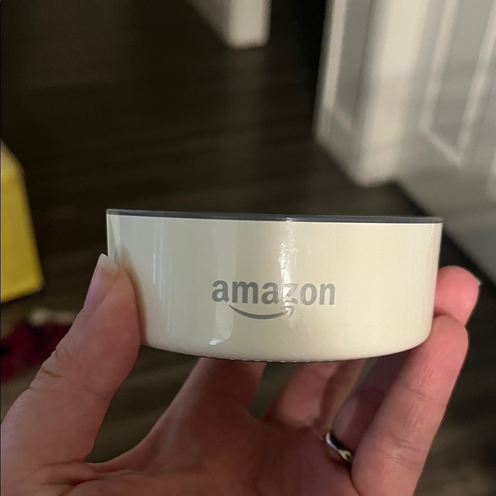 Amazon Echo Dot in White
